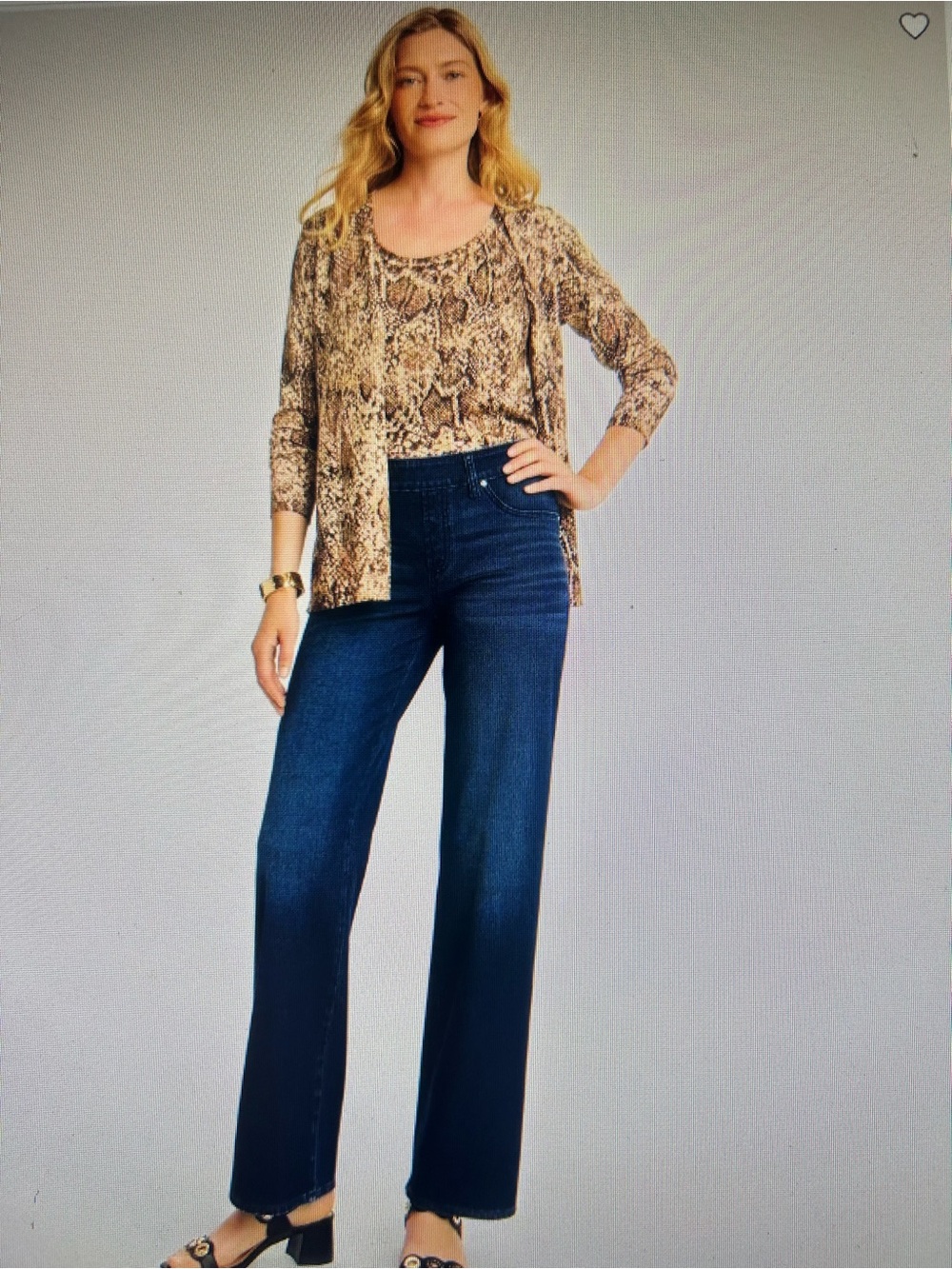 Chico’s High-Rise Wide Leg Jeans in Dark Blue. Size 2. NWTGS